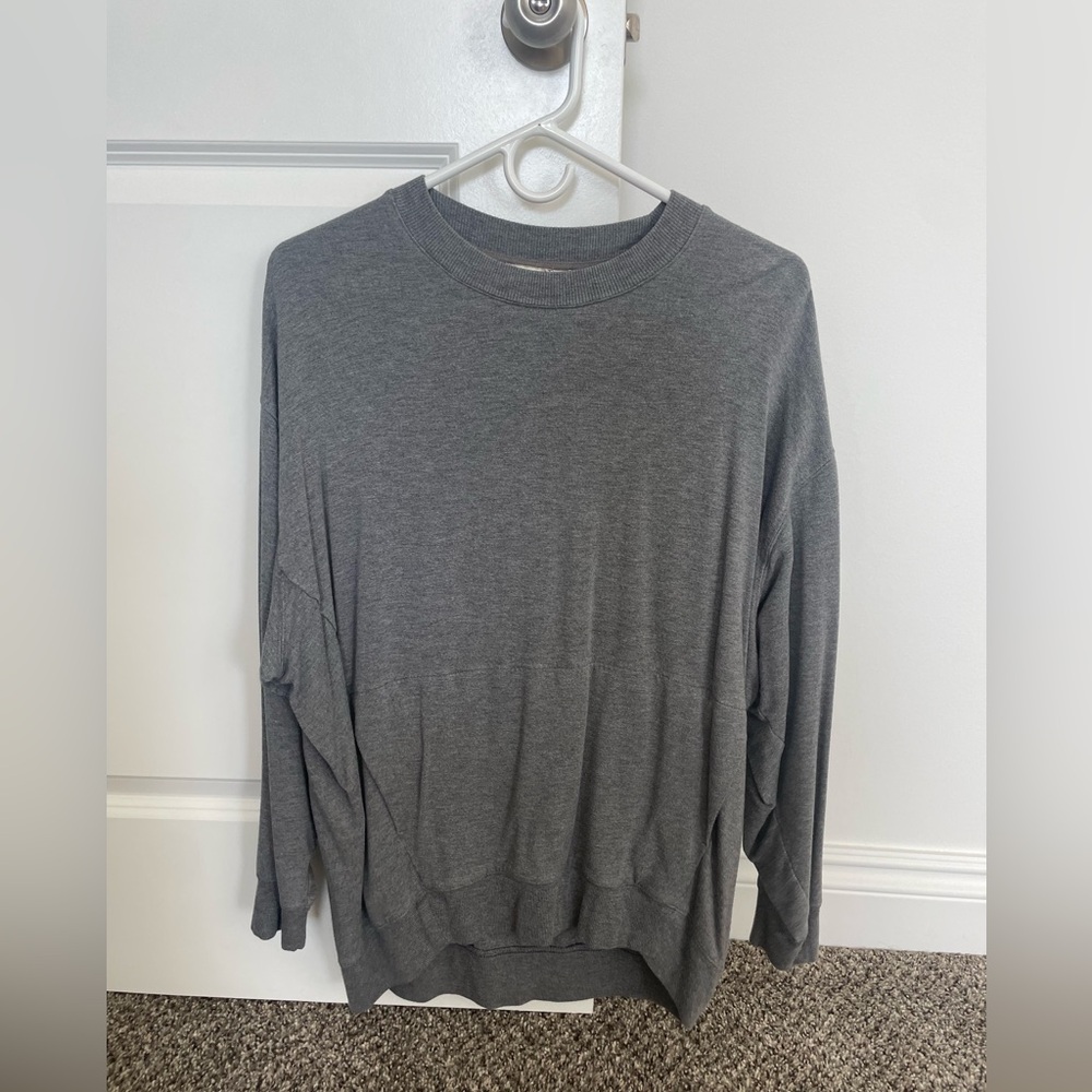 Express: One Eleven Oversized Sweatshirt